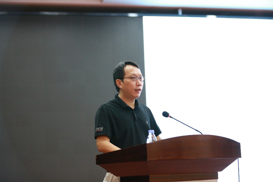 夏敏副经理主持见面会